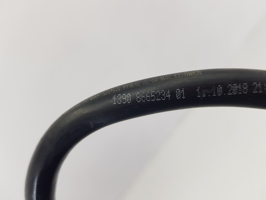306878