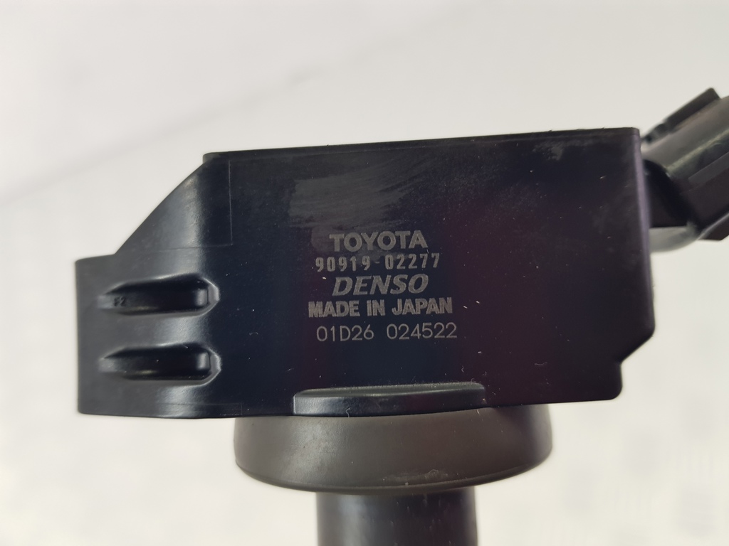 306951