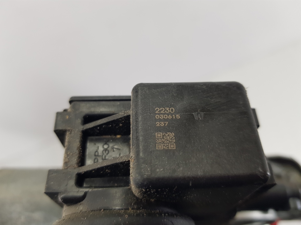 307033