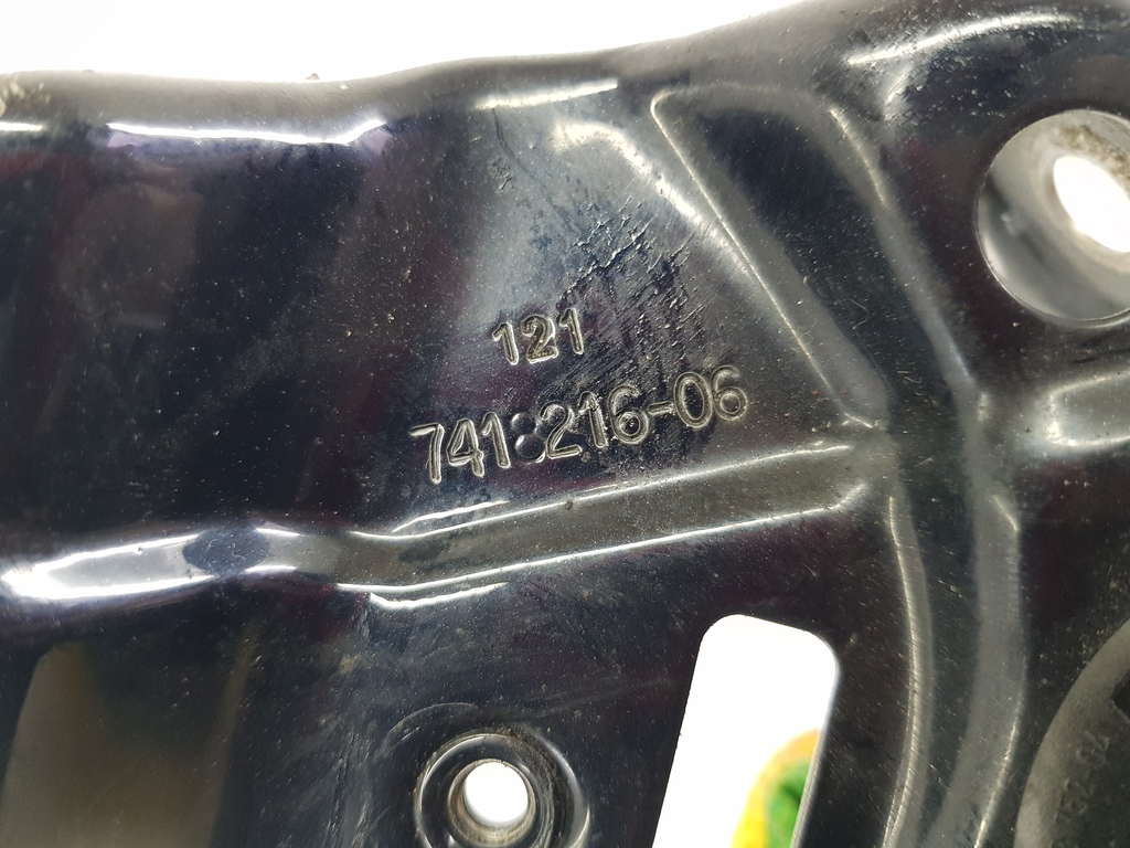 307596