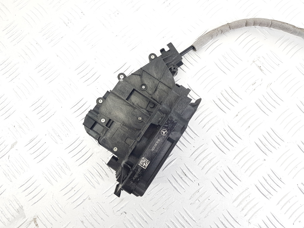 307729