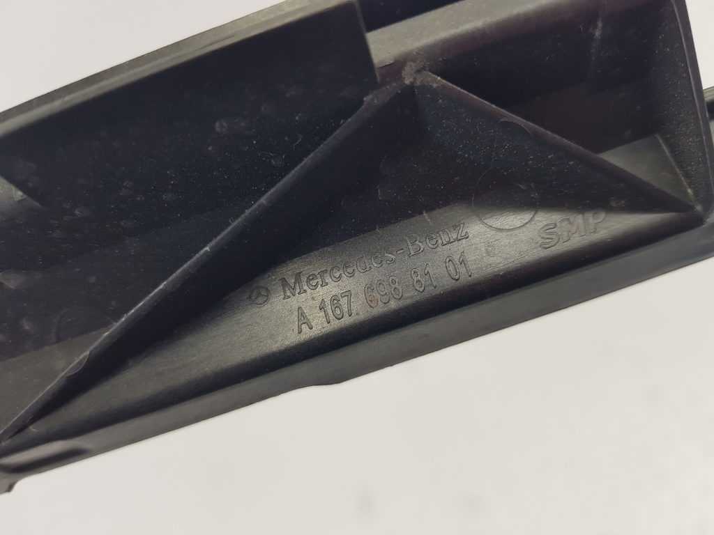 308047