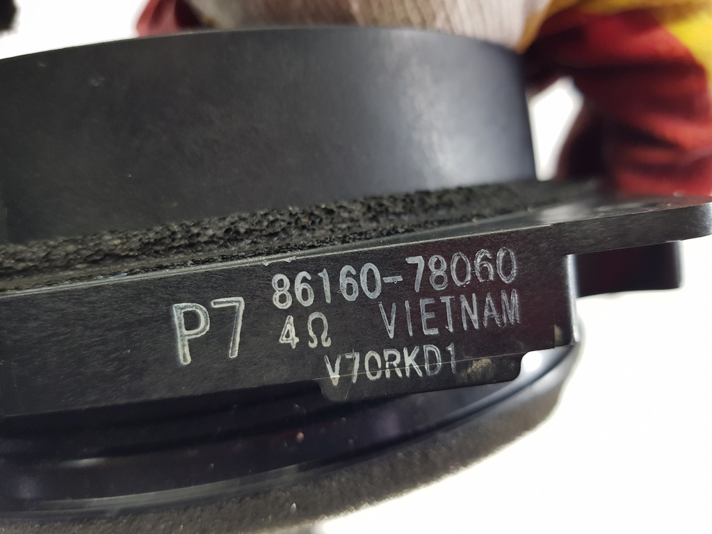 308077