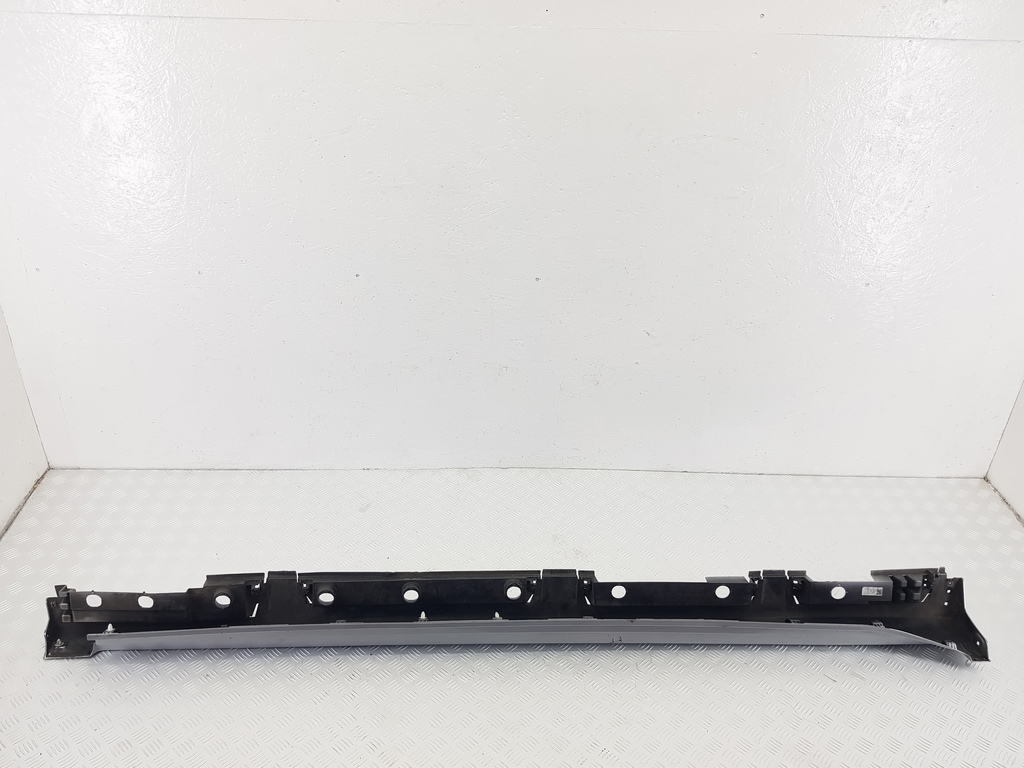 308809