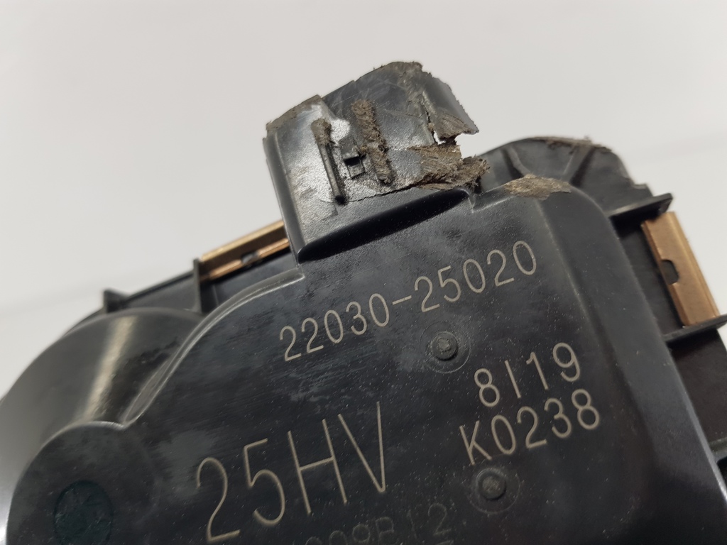 308986