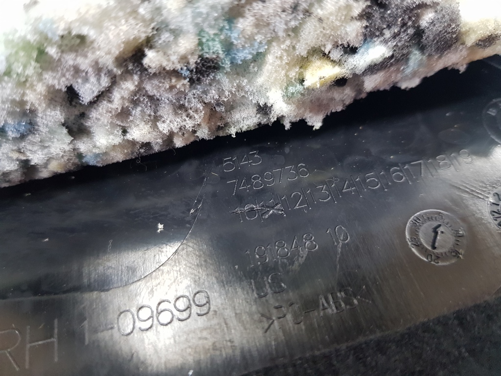 310556