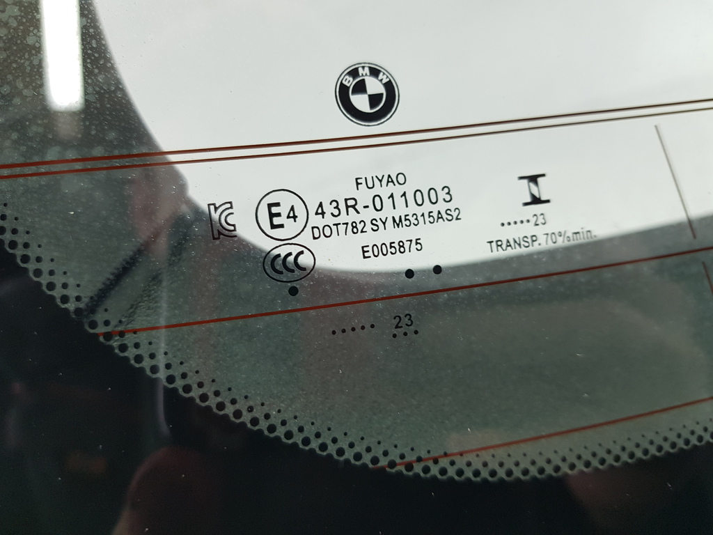 310662