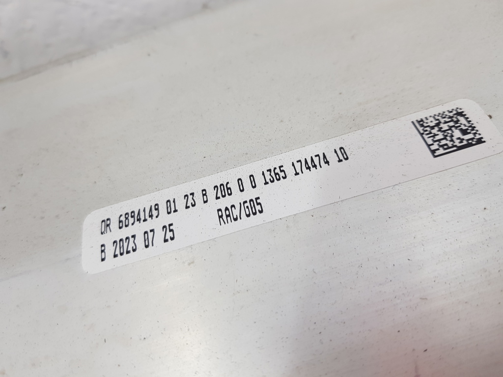 310909