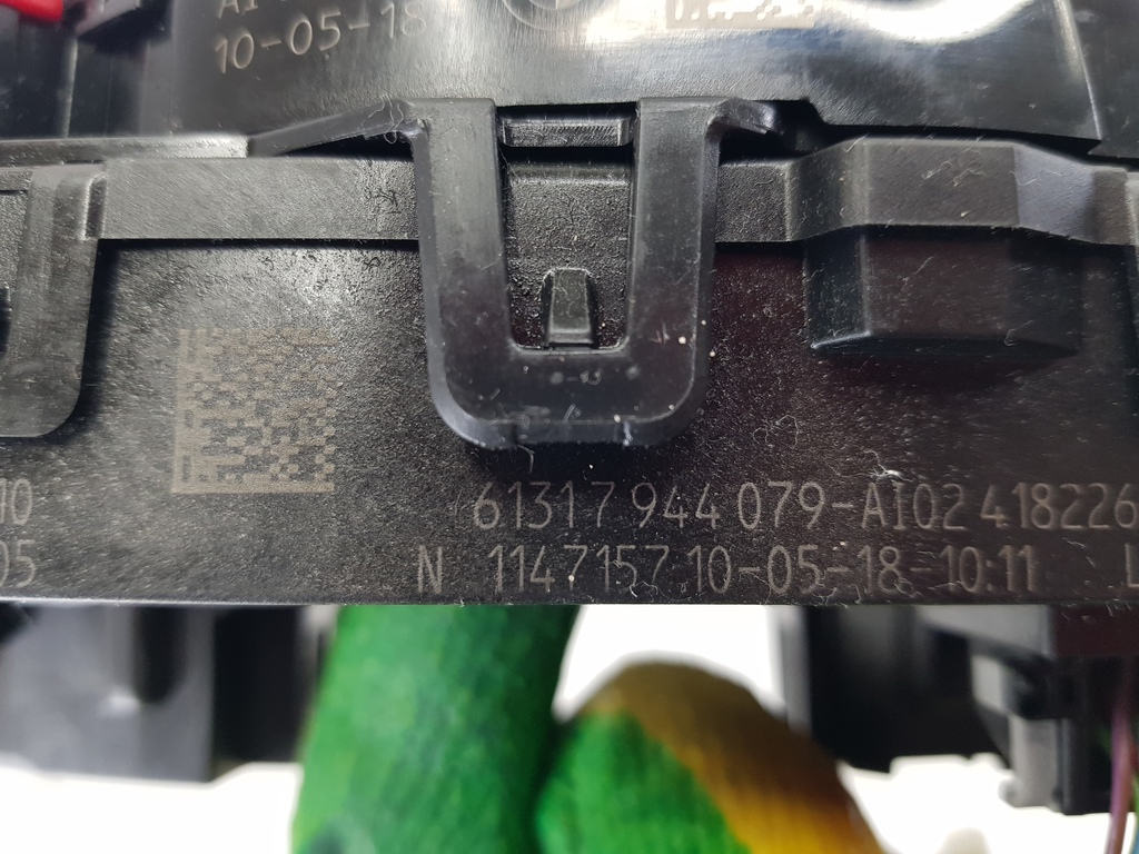 311208