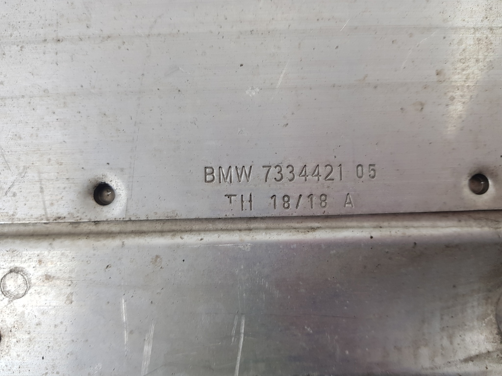 312275