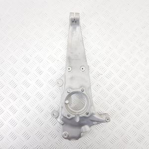 Кулак поворотный правый BMW 5 G30/G31 7 (2016-2020)