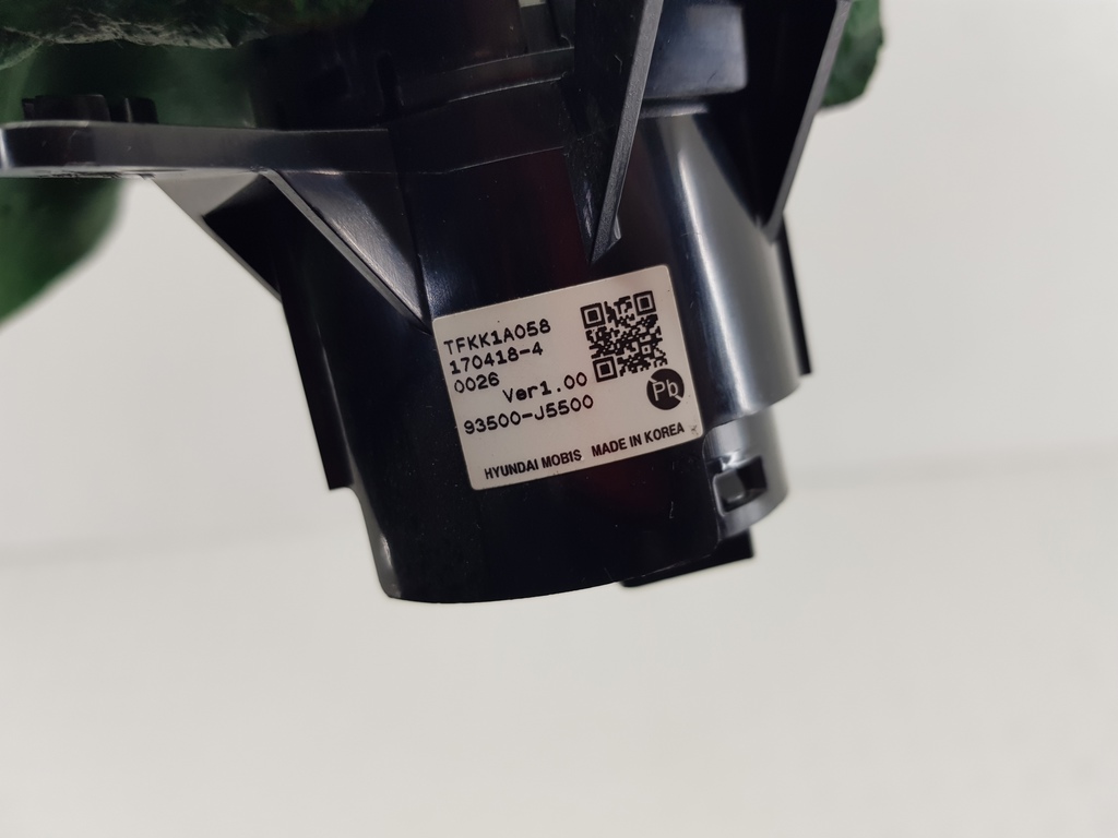 312820