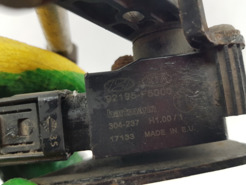 313207