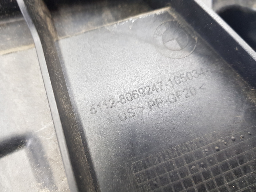 313557