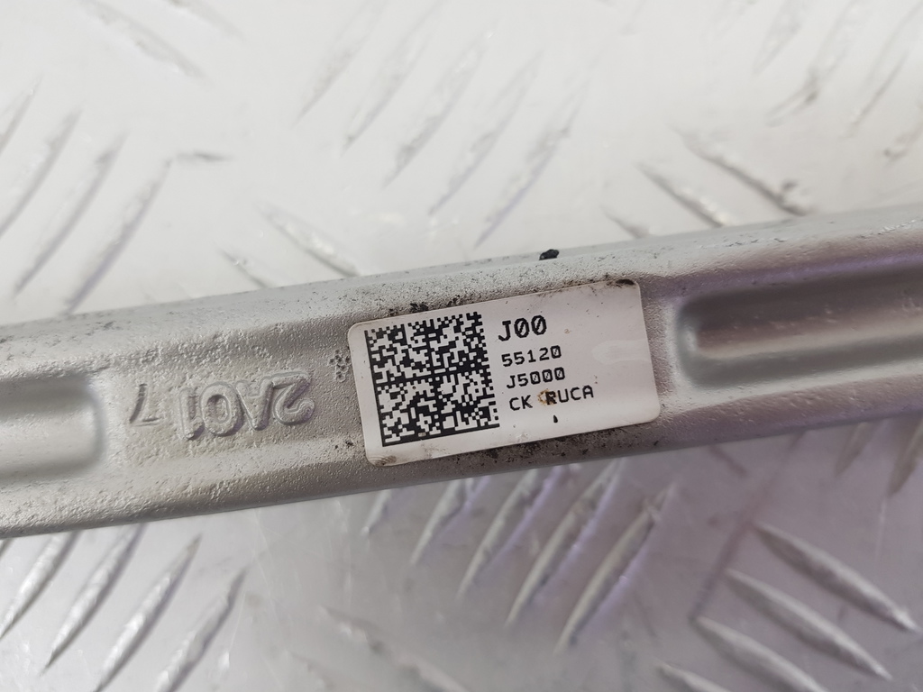 313843