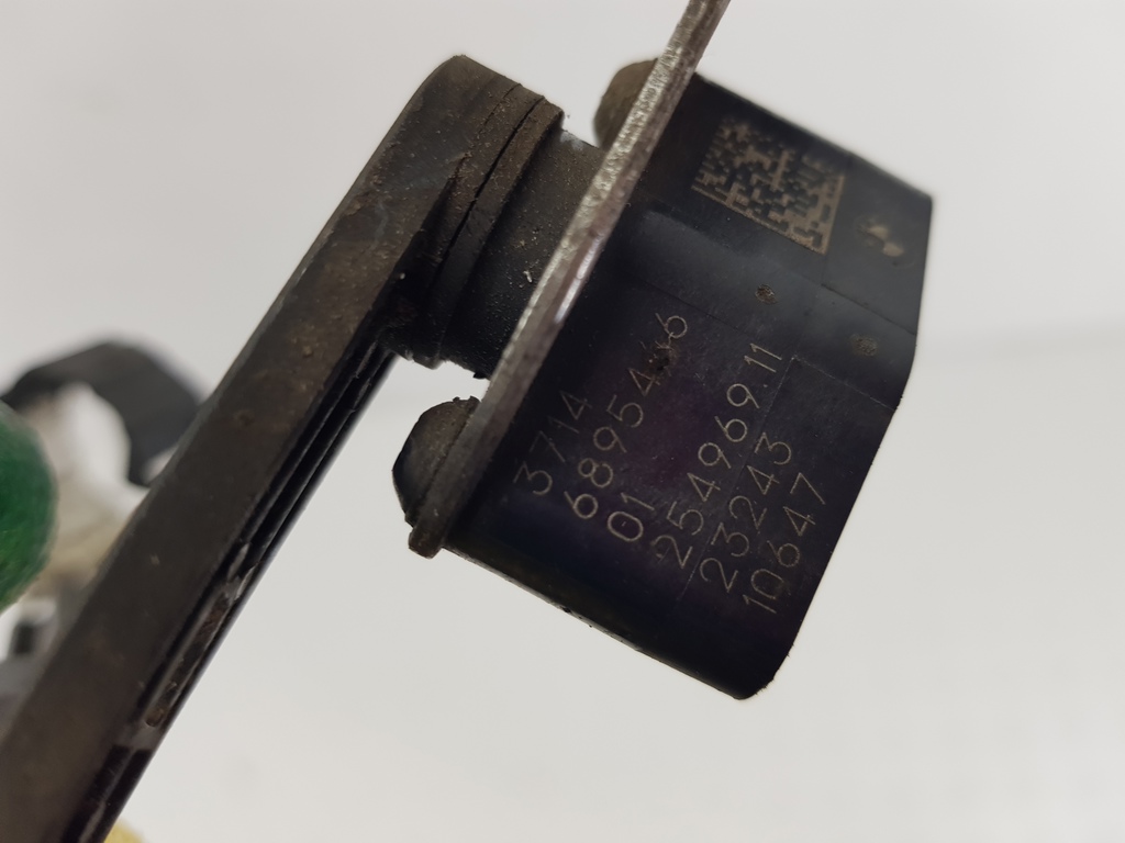314565