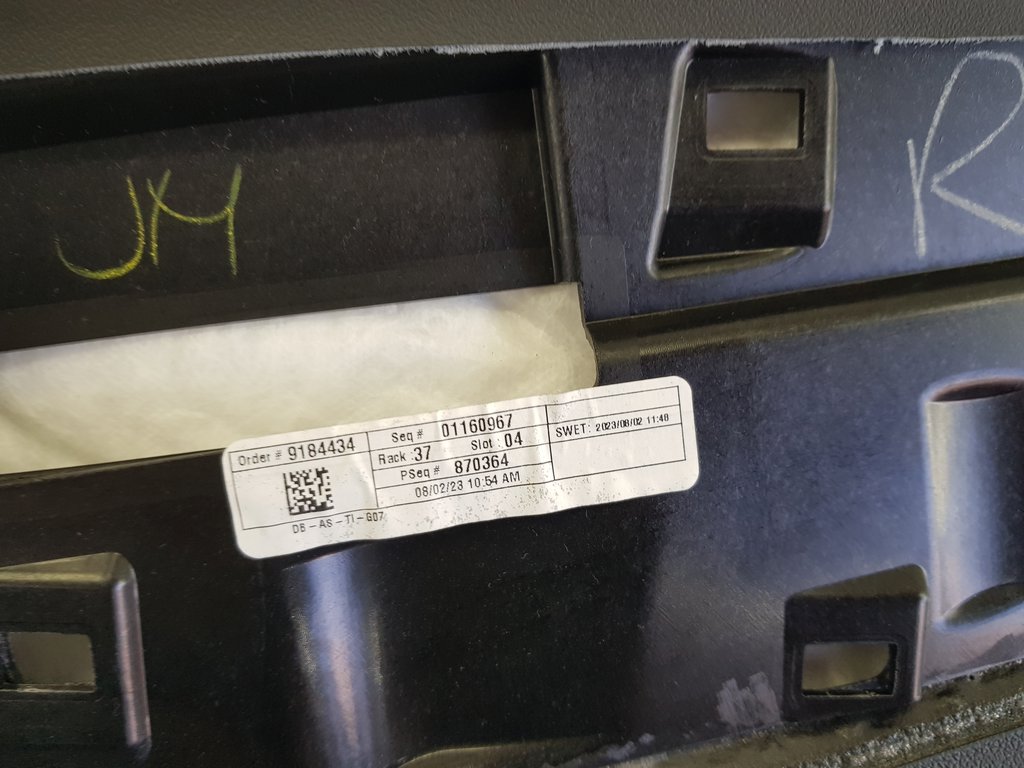 315571