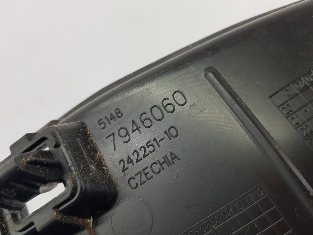 315818