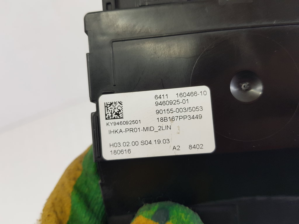315879