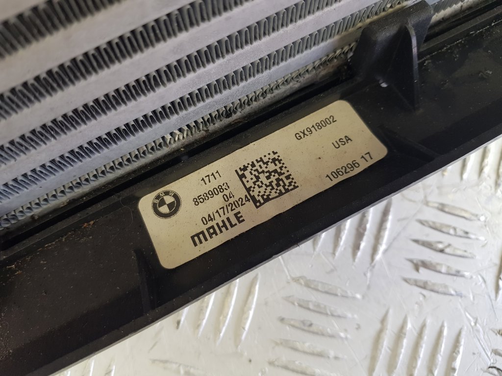 316250