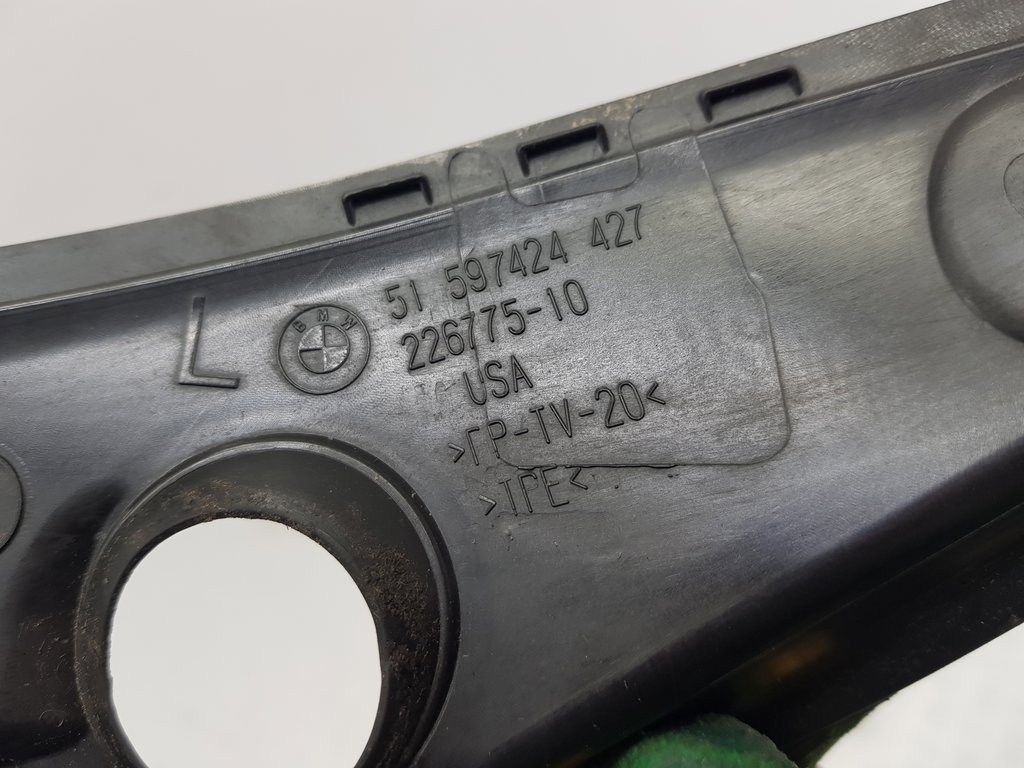 316899