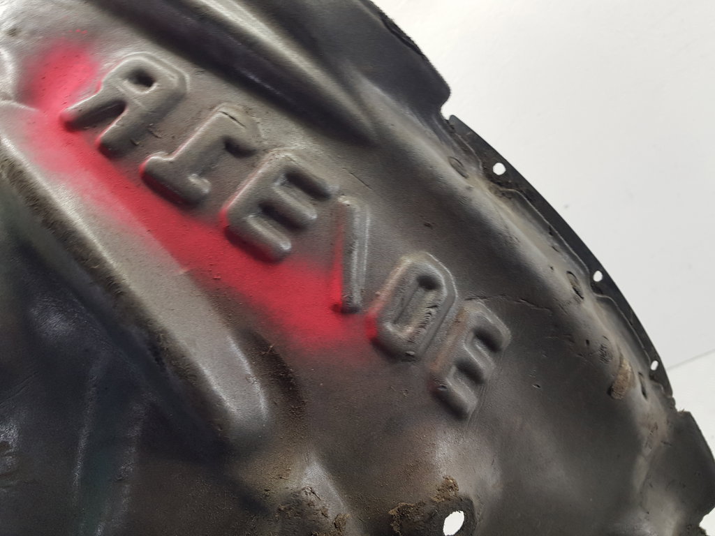 316903