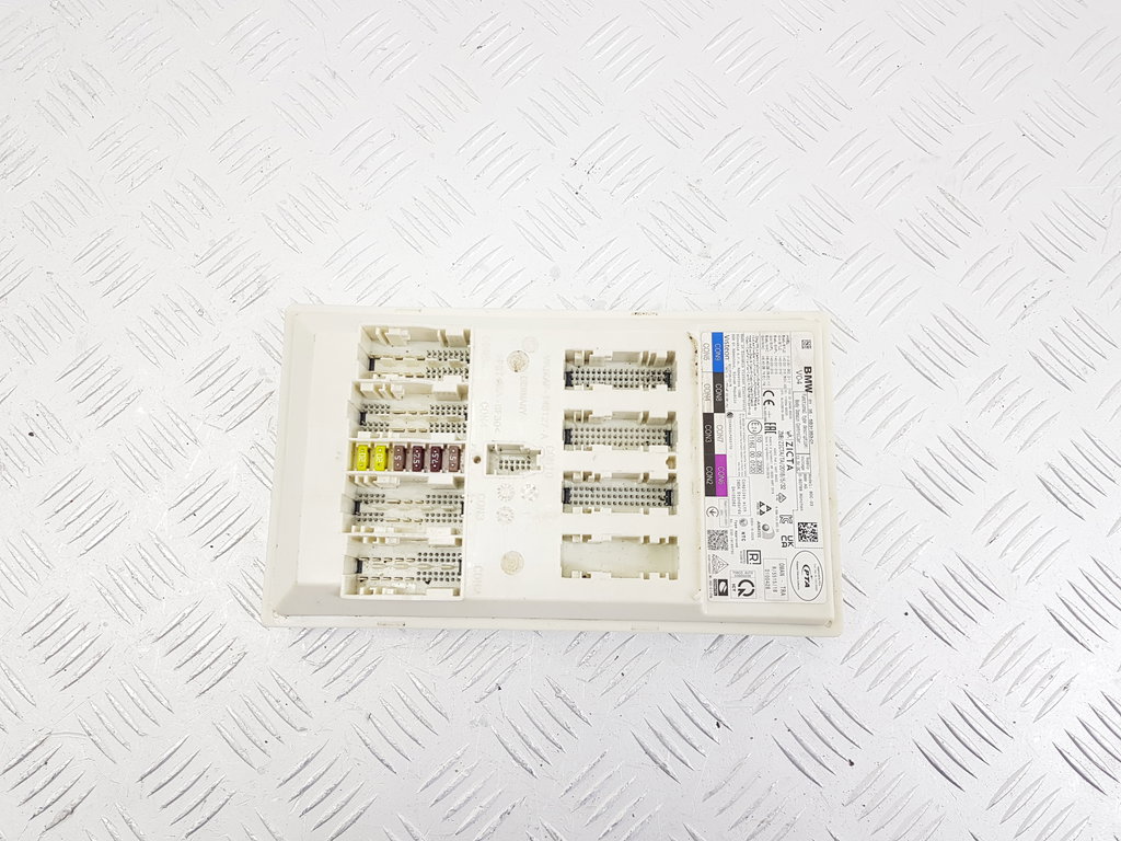 317762