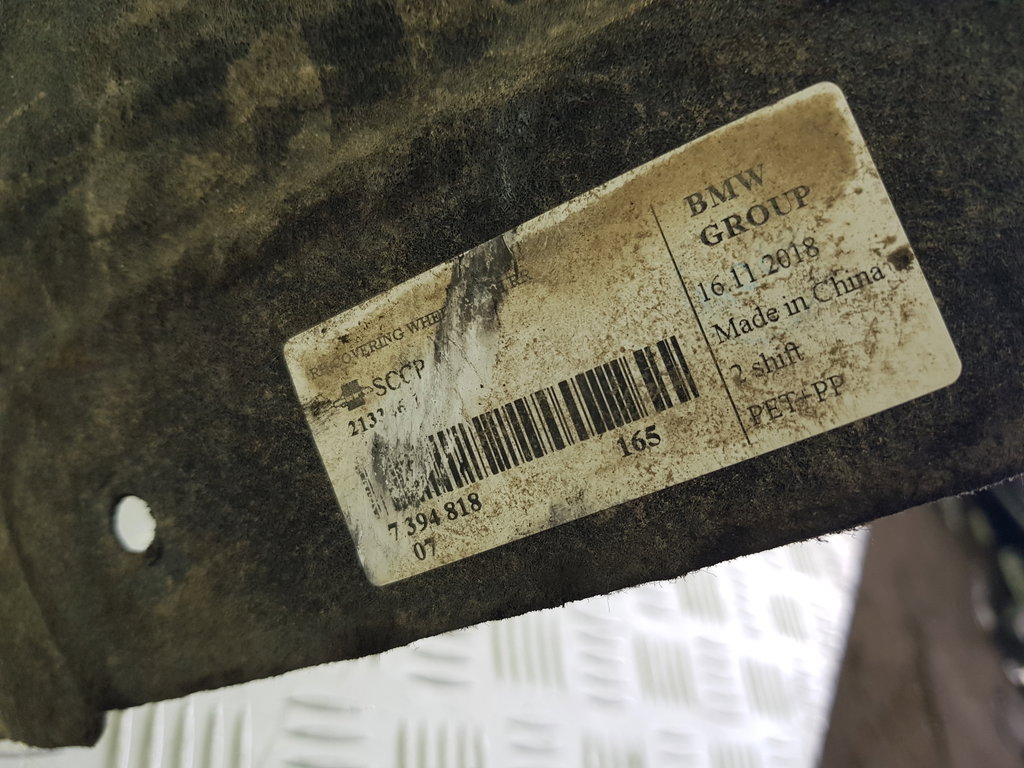 318066