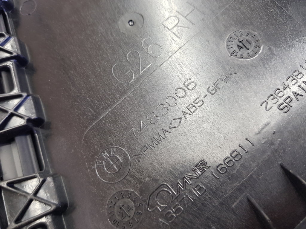 318266