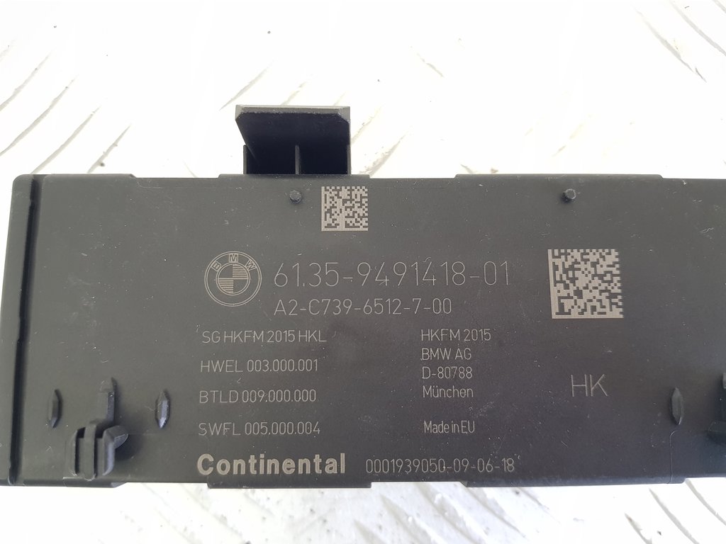 318307