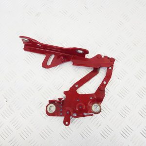 Петля капота правая BMW 3 F30/F31/GT F34 6 поколение [рестайлинг] (2016-2020)