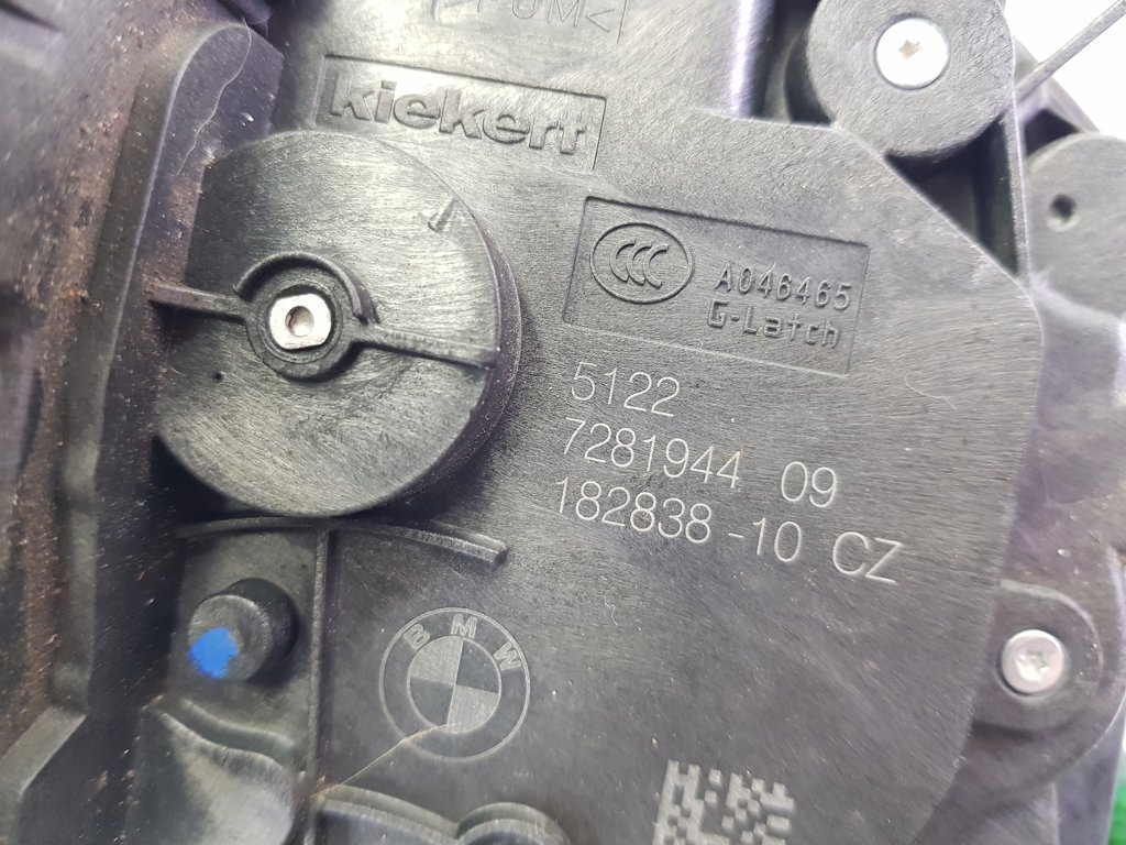 318410