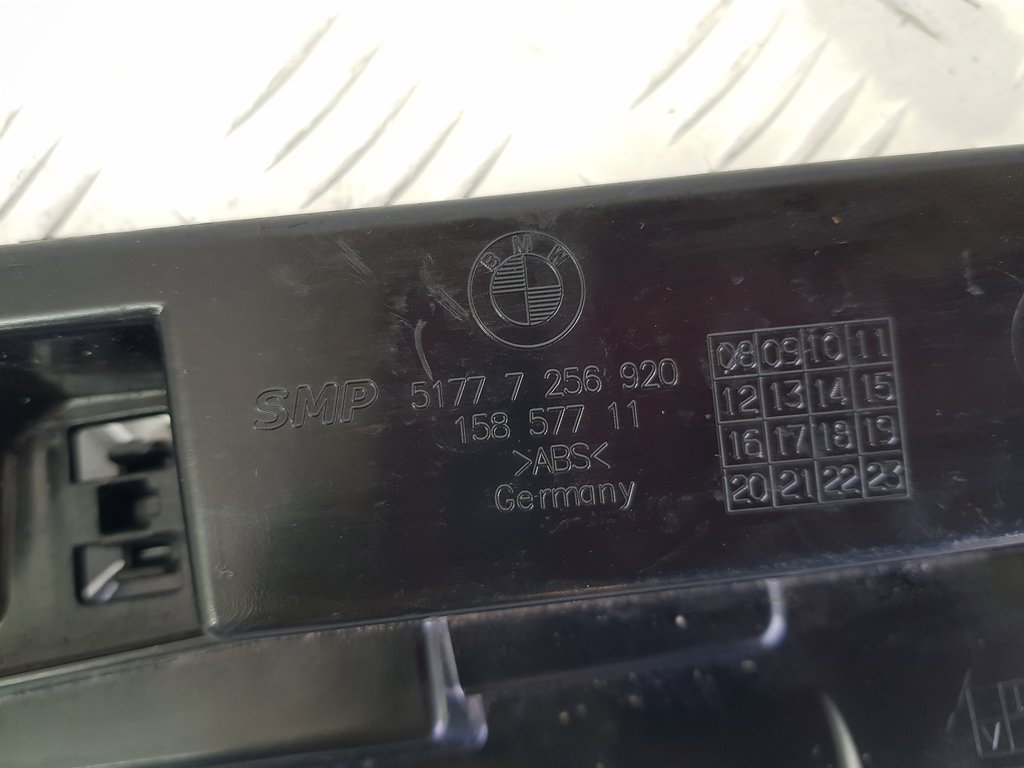 318433