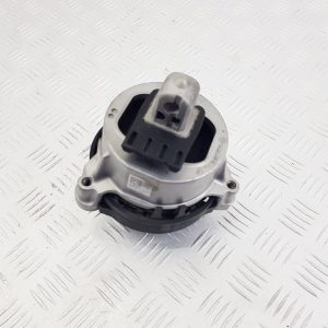 Подушка крепления двигателя (опора) BMW X3 G01 3 поколение (2017-2021)