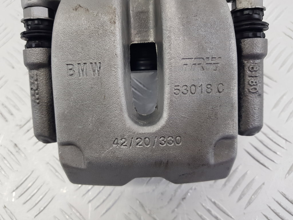 318915