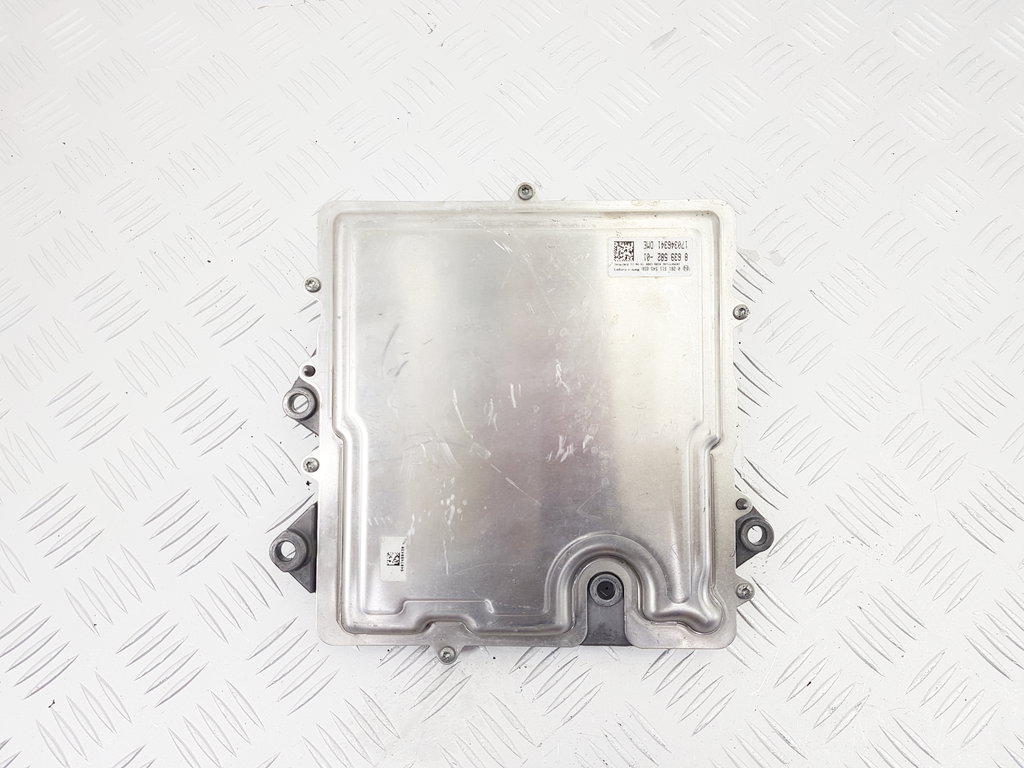 320023