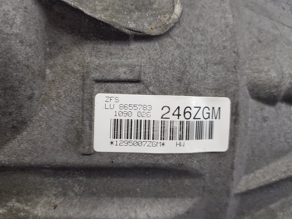 320196