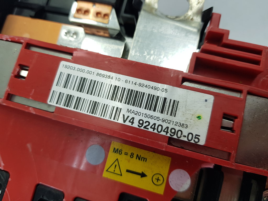 320228
