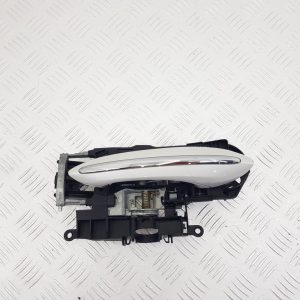 Ручка наружная задняя левая BMW 6 F06/F12/F13 3 поколение [рейстайлинг] (2015-2018)