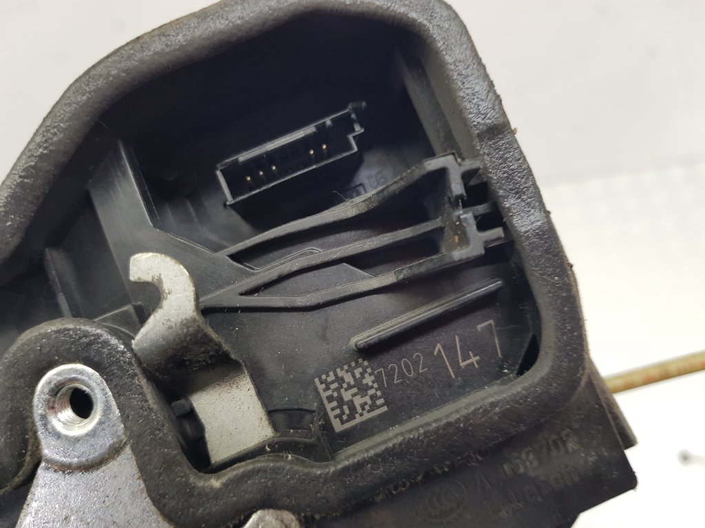 320338