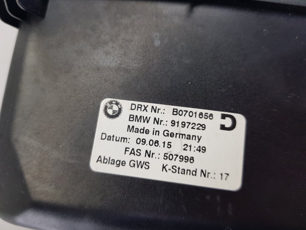 320443