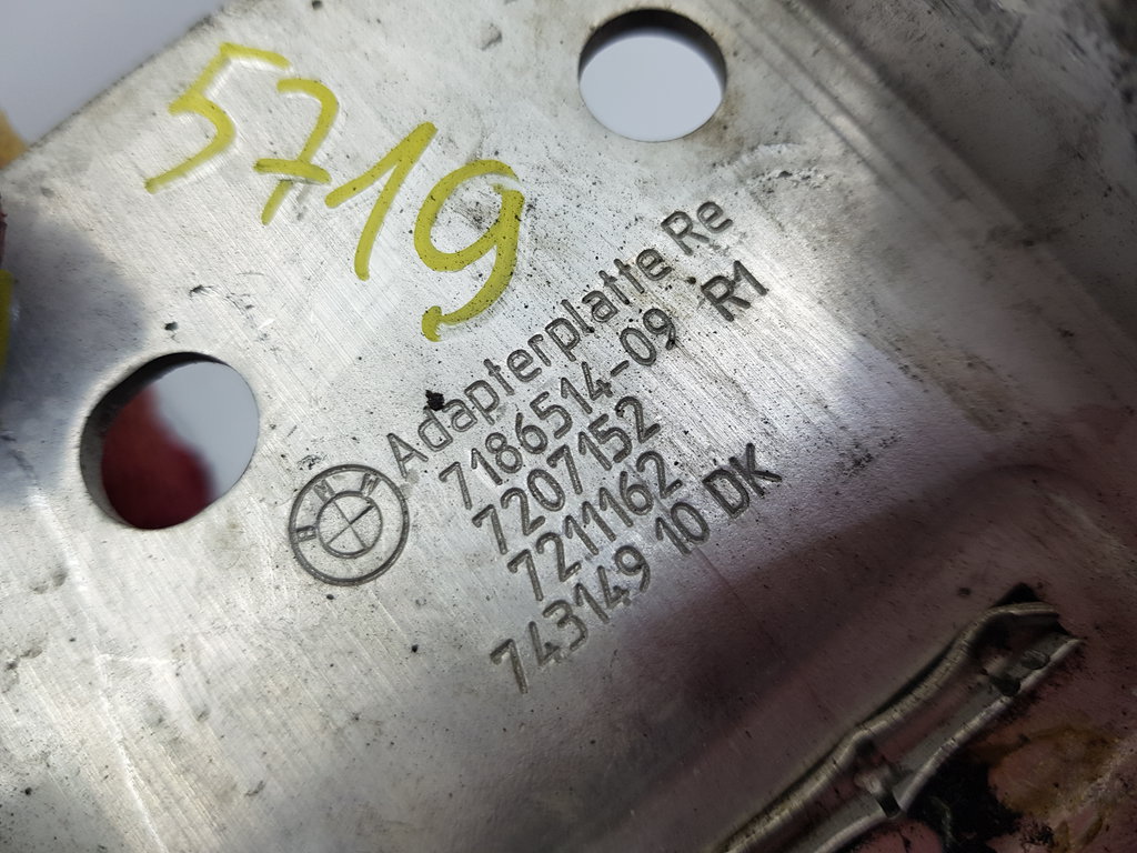 320460