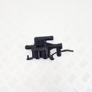Кран отопителя (печки) BMW 6 F06/F12/F13 3 поколение [рейстайлинг] (2015-2018)