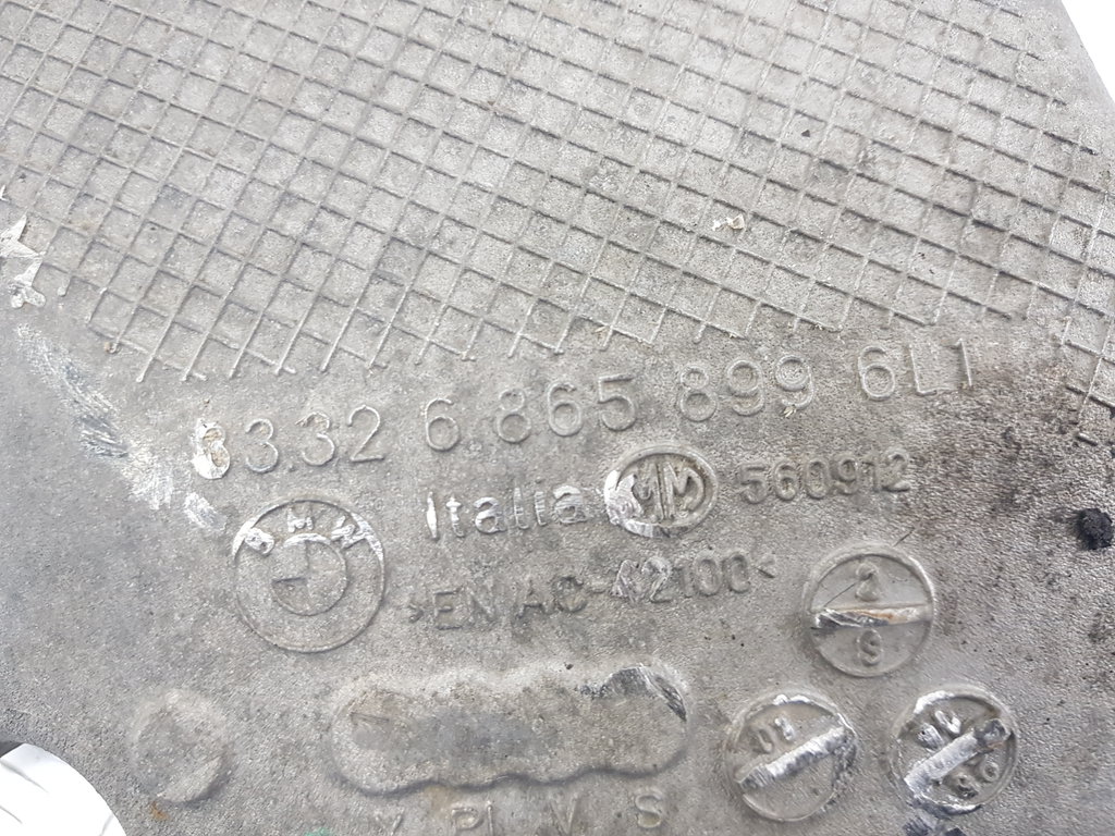 320596