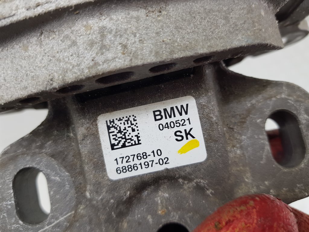 321043