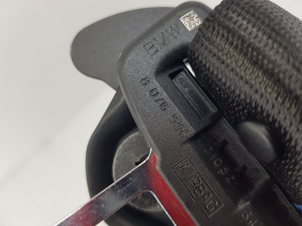 321101