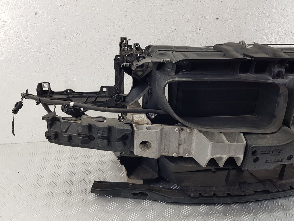 321673