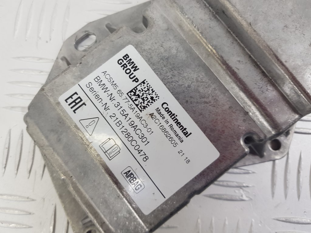 321822