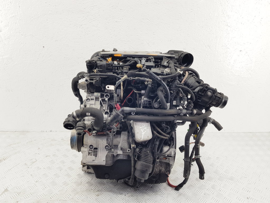 322048