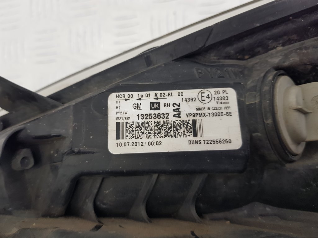 323257
